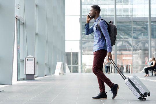 Passenger using white-label eSim at Airport